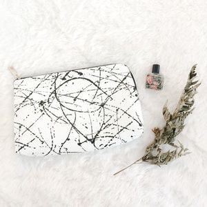 Estee Lauder Black & White Cosmetic Case
